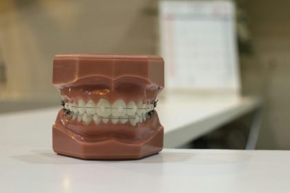 denture on white board